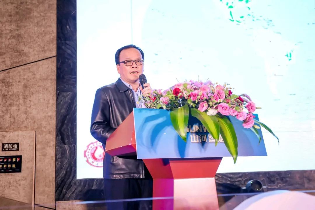 饕餮盛宴！J9集团智能?建华建材预造桩施工设备与技术互换会隆沉召开