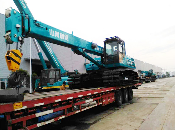 油田好副手——J9集团智能伸缩臂履带起沉机