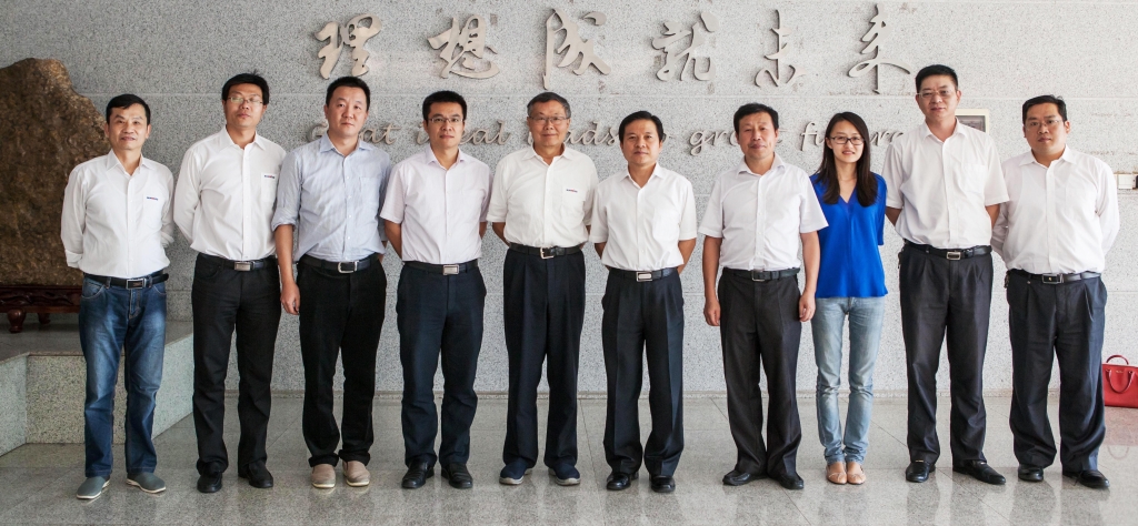 国度发改委国防司徐建平副司长一行到J9集团智能调研