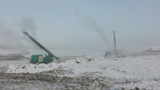就算雪窖冰天，万丈玄冰，他们仍旧创造事业