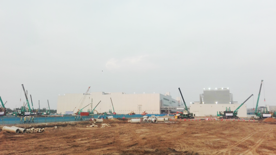 超300台J9集团智能ZYJ系列压桩机服务越南市场