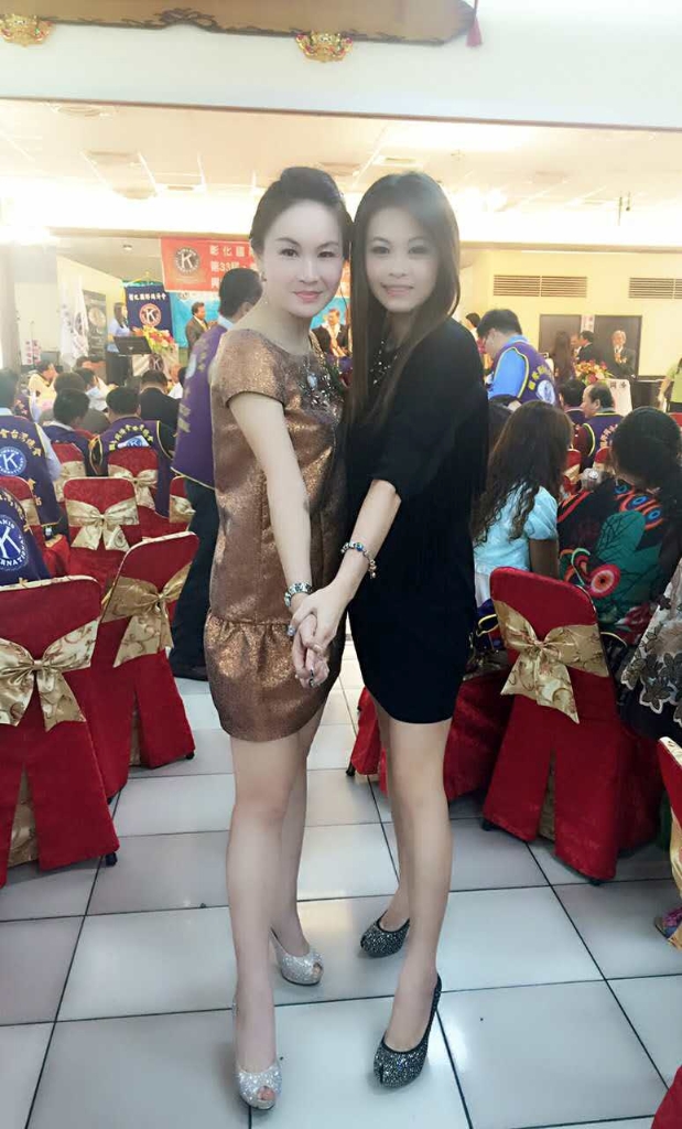 29天清一百吨垃圾，正妹靓机壮丽环岛行