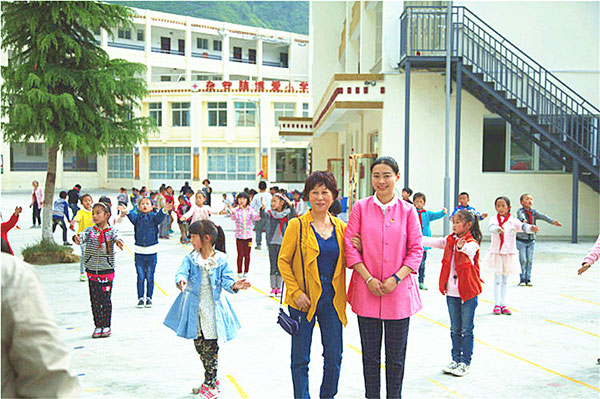 震后八年：朗朗书声传来，梦想之花开放