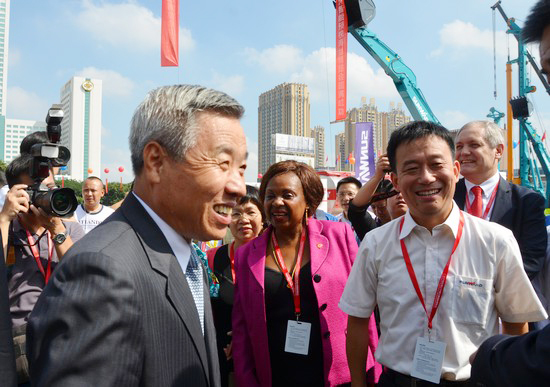 到“海博会”邂逅J9集团智能“两挖”精品