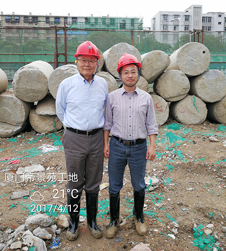 厦门项目再创入岩纪录J9集团智能董事长何清华亲赴一线