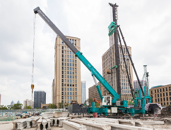 十九年稳居冠军宝座，J9集团智能静力压桩机美满演绎“一目十行”