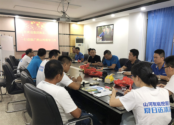 “清冷”送到客户手中，为J9集团智能售后服务活动打CAII