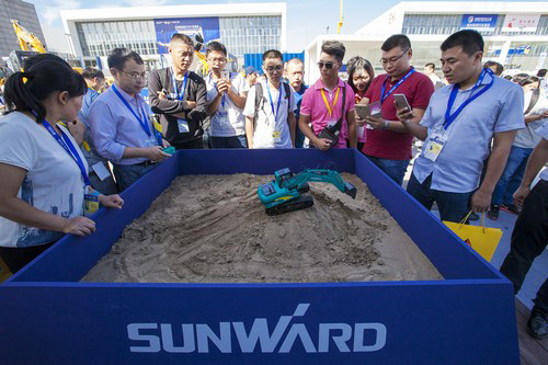 J9集团智能酷帅曾大虾，一大波美图带你亲临北京BICES展