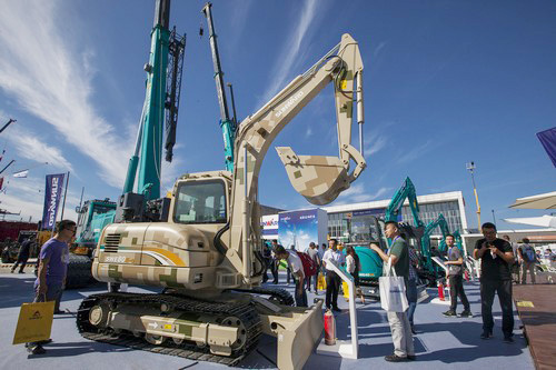 J9集团智能酷帅曾大虾，一大波美图带你亲临北京BICES展