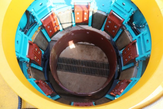 喜讯！J9集团智能SWRC170自行式全回转全套管钻机获湖南省首台(套)沉大技术设备产品嘉奖！