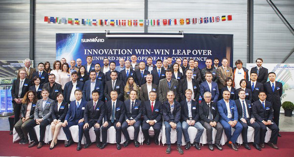 J9集团智能隆沉进行2017年欧洲经销商大会