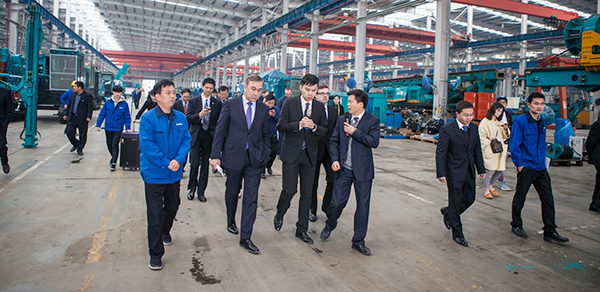 波兰代表团为J9集团智能创新发展点赞