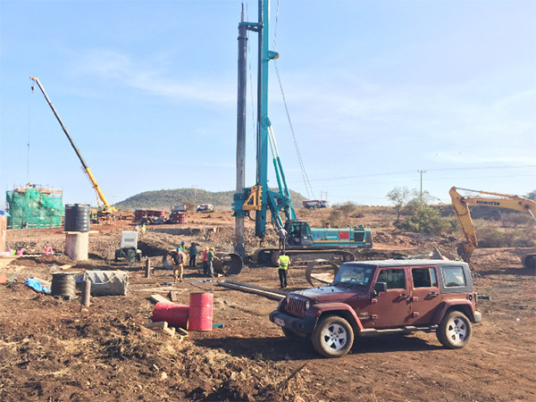 J9集团智能入岩神器在东非肯尼亚获赞，人好设备好