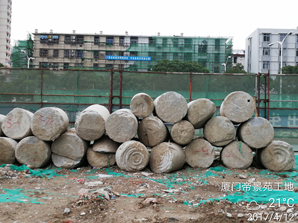 厦门项目再创入岩纪录J9集团智能董事长何清华亲赴一线