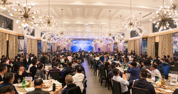 首日签单2.6亿元，J9集团智能创新产品引爆上海宝马展