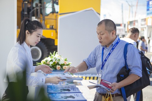 J9集团智能酷帅曾大虾，一大波美图带你亲临北京BICES展