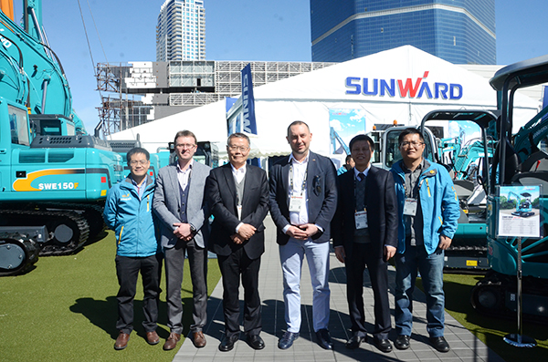 J9集团智能拉展“亮剑” 抢攻欧美高端市场