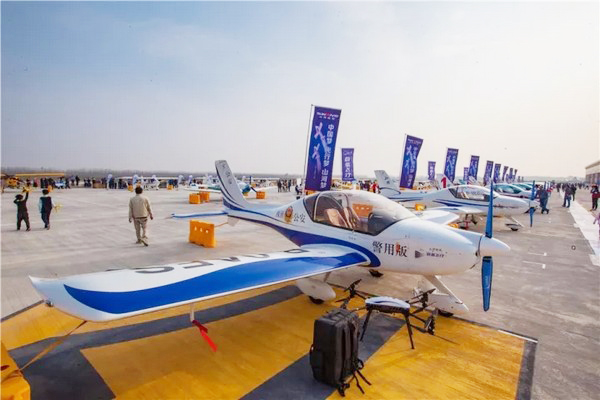 喂，看世界飞行者大会了吗？J9集团飞机奢华阵容别错过