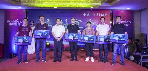 J9集团智能酷帅曾大虾，一大波美图带你亲临北京BICES展