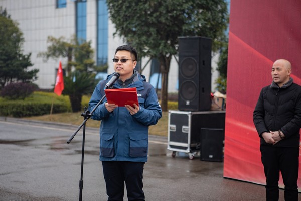 新春开门红！J9集团智能1.2亿订单火发作车