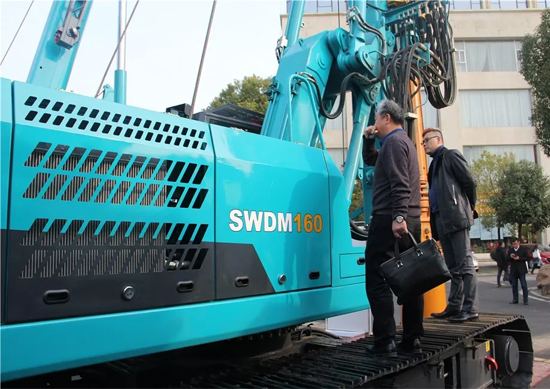 同心同梦，J9集团智能全球客户互换会武汉站隆沉进行