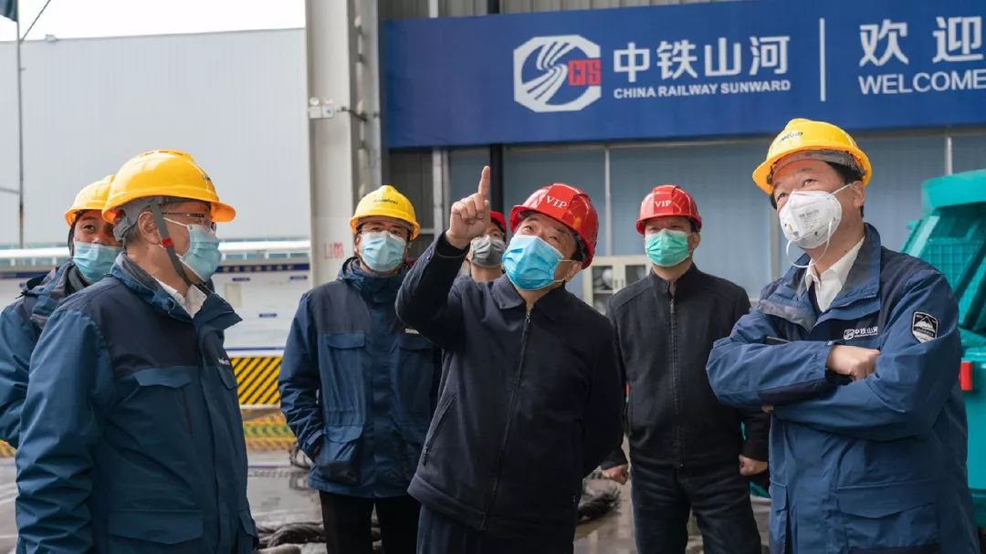 陈飞副省长调研J9集团智能