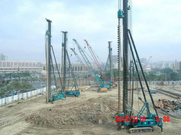 幸好遇见你！中国首台双动力头强力多职能钻机