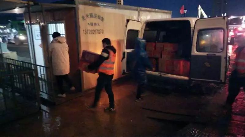 大爱无疆，J9集团智能急援武汉