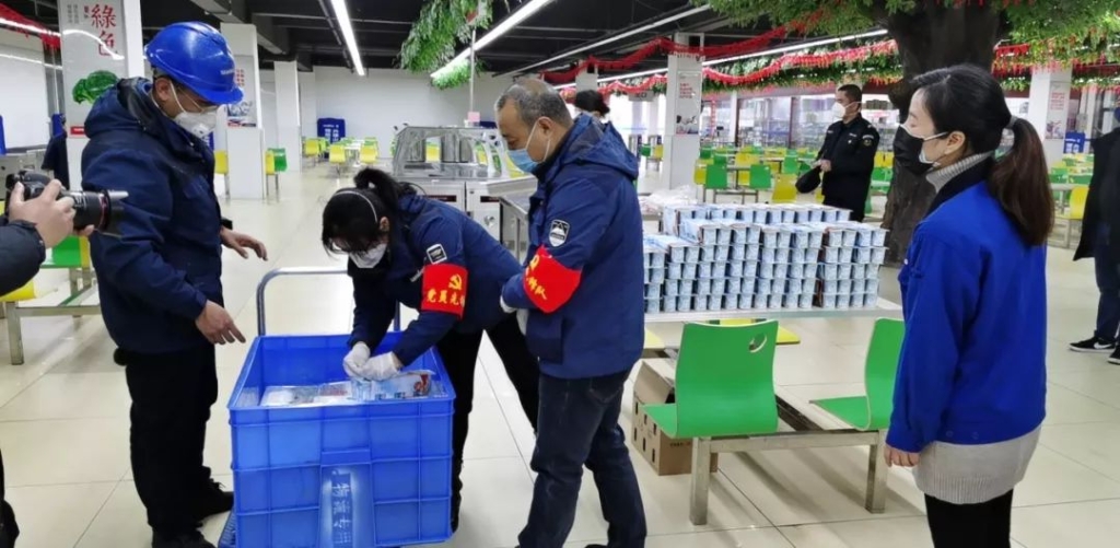 防控出产两不误 J9集团智能复工保供