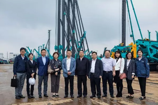 政策性保险为J9集团“出海”保驾护航 中国出口信誉保险公司总公司副总经理一行造访J9集团