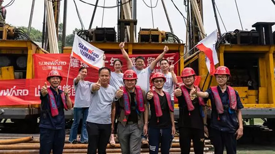 打造长江黄金水路！J9集团智能航路钻机轻松搞定水下礁石