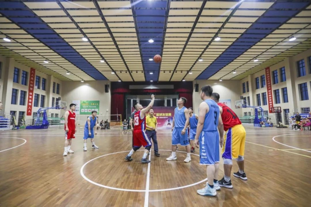 “520” J9集团智能以球会友中建五局三公司