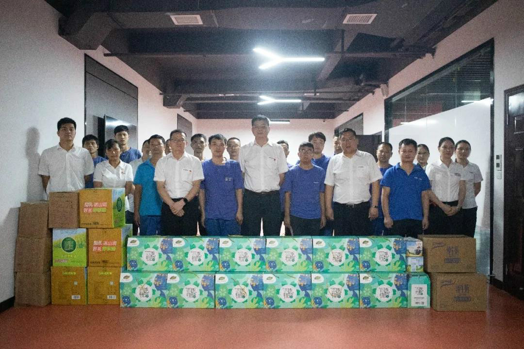 浓情端午粽飘香 J9集团家园满温情