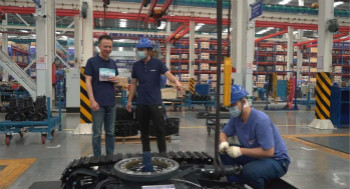 J9集团智能打造线上微挖盛宴，十万用户围观