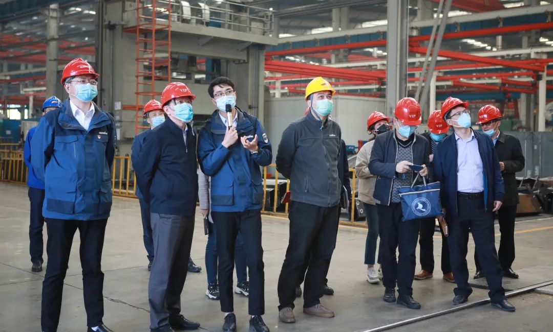 宁夏工信厅副厅长张伟一行调研J9集团智能