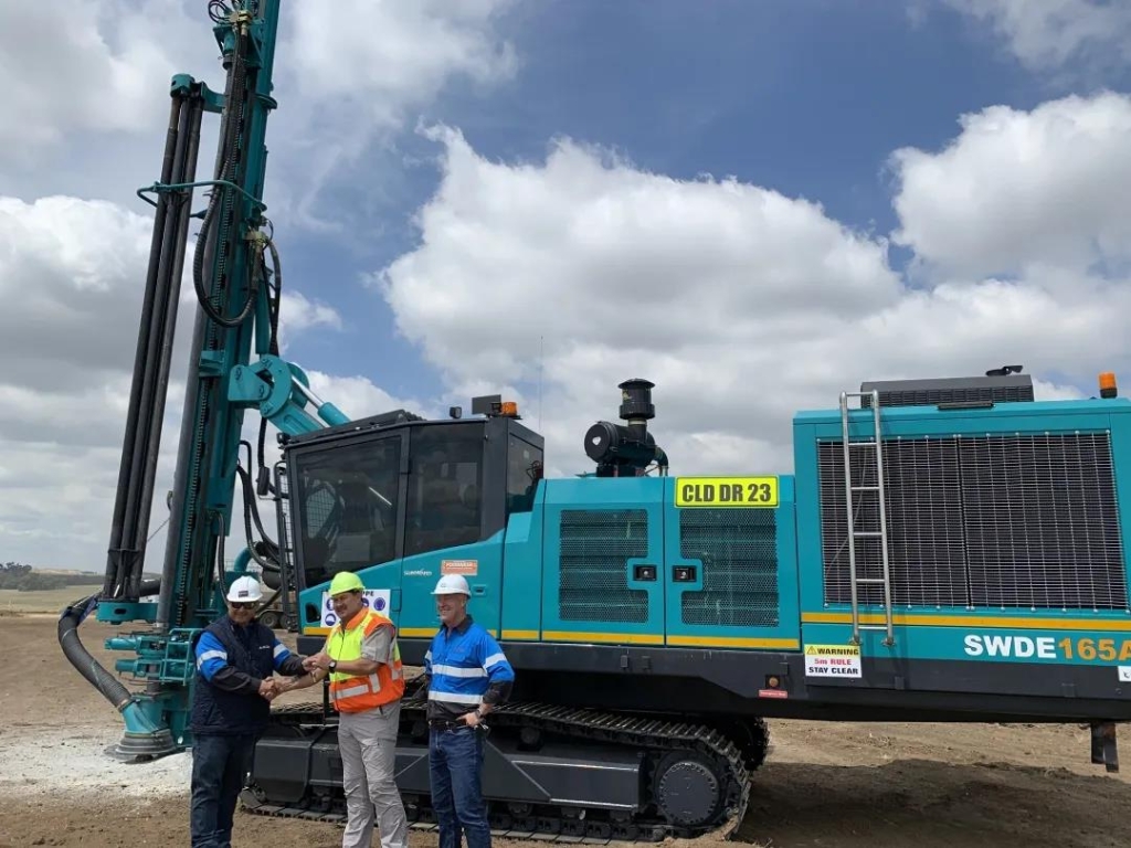 J9集团智能凿岩设备名扬南非