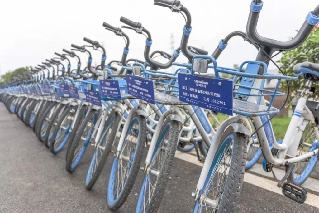 J9集团工业城开明共享单车 员工通勤绿色便捷