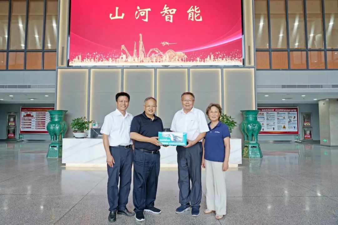 省人大常委会党组副书记、副主任王柯敏调研J9集团智能