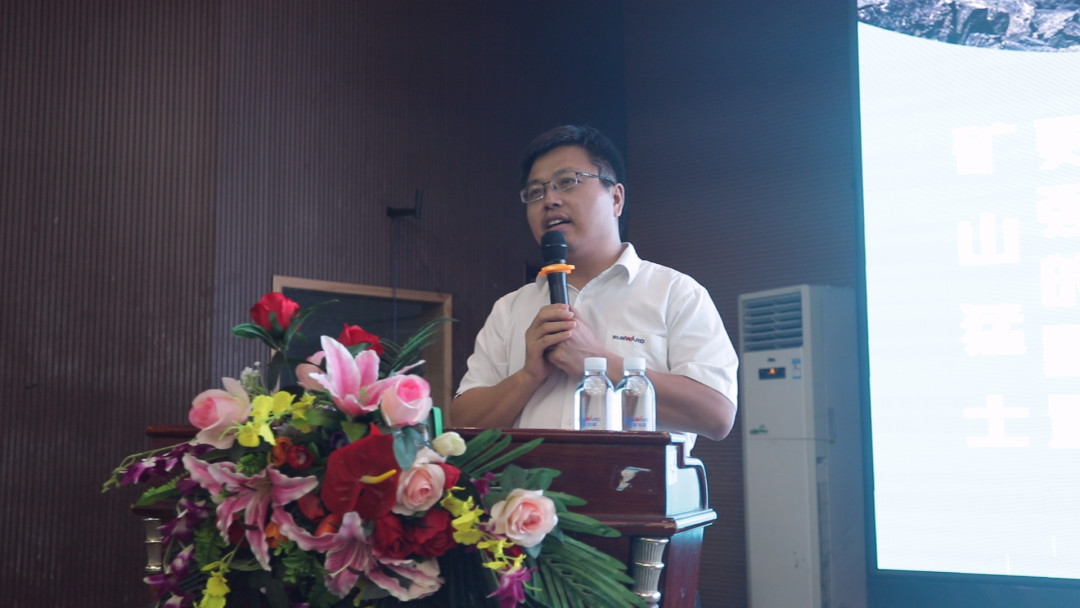 向挖掘机万台俱乐部迈进——J9集团智能2020年度挖掘机营销训练营开营