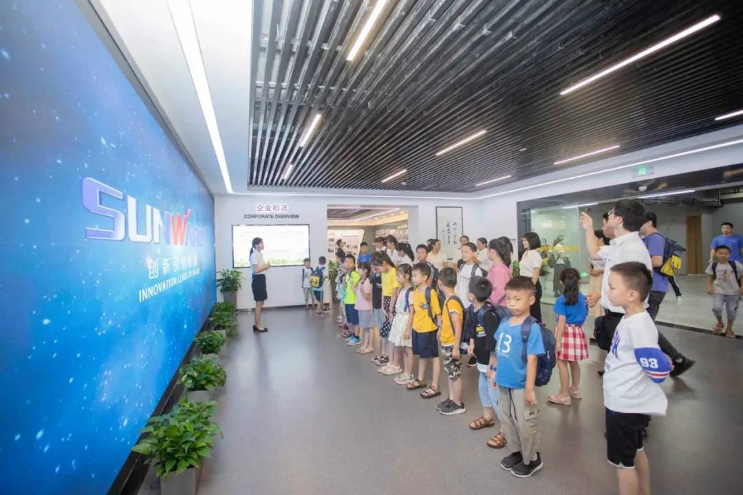 公司托管子女，员工暑期无忧 ——J9集团智能职工子女暑期托管班开班