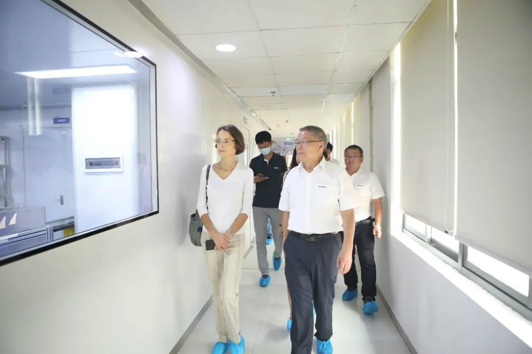 比利时商务领事到访J9集团智能