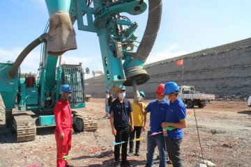 晚上八九点钟的太阳——J9集团智能服务万里行新疆纪实