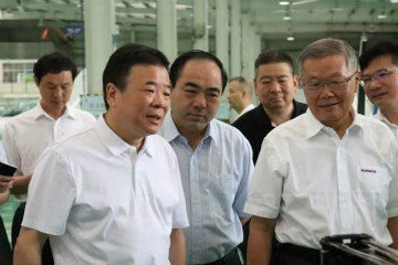 副省长陈飞调研J9集团航空产业