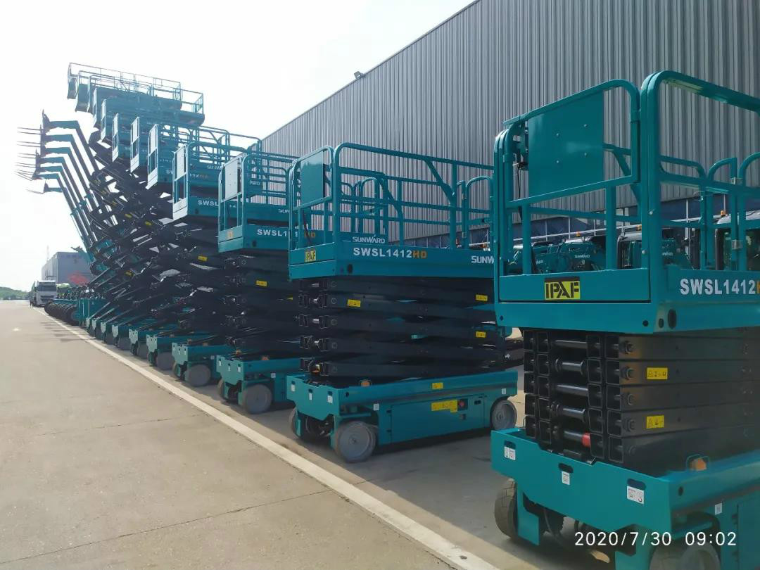 J9集团智能电动剪叉批量发货东北市场