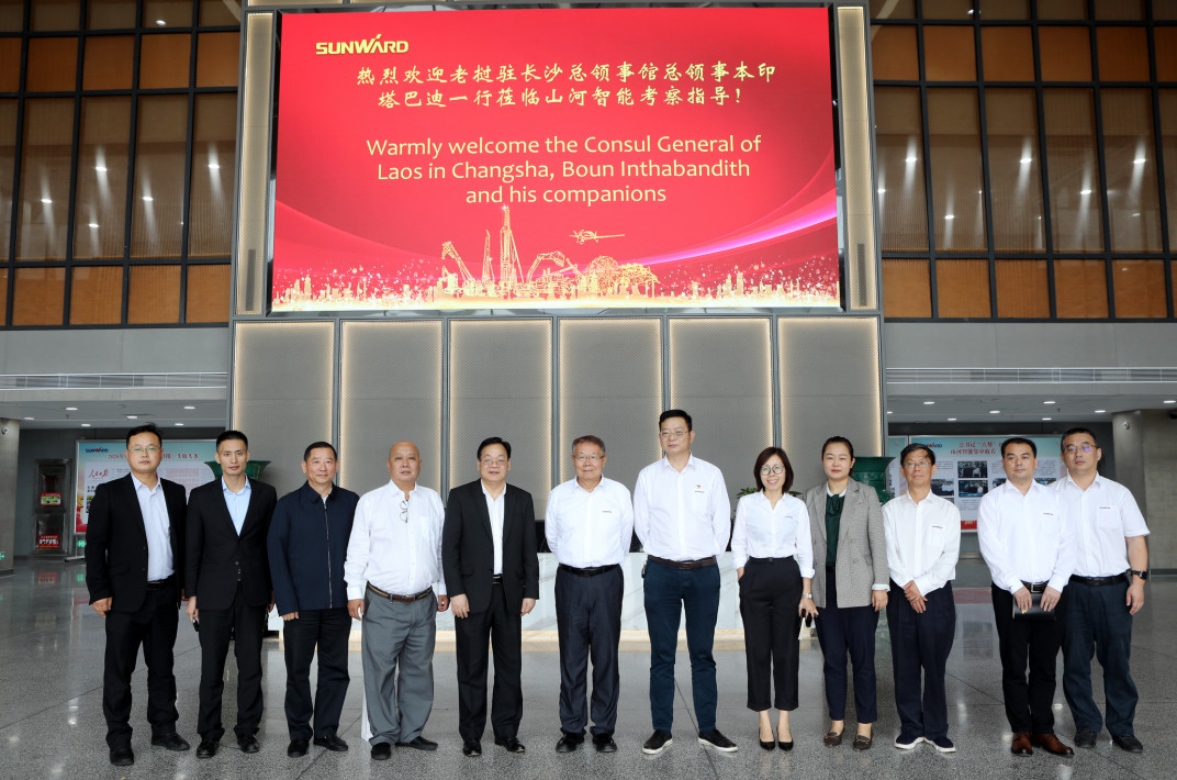 老挝长沙总领事本·印塔巴迪调查J9集团智能