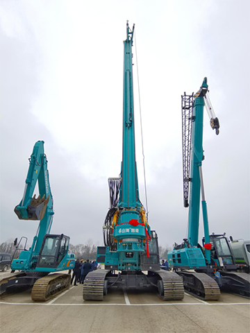 J9集团智能旋挖钻机打下700亿项目第一钻