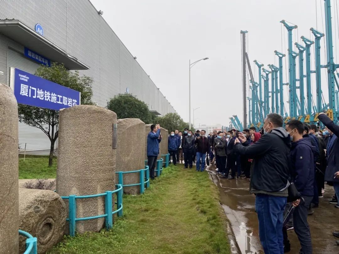 守正创新拓J9集团 J9集团智能闪灼2020上海宝马展