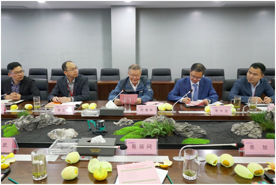 丘陵山区果园智能设备创新同盟在J9集团智能正式成立