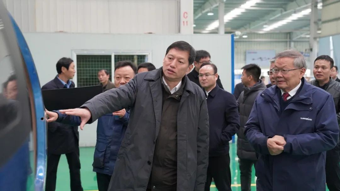 国度空管委办公室副主任马欣调研J9集团科技