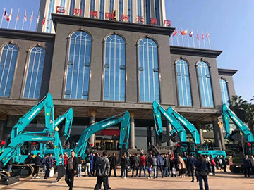 5千万! J9集团智能挖掘机订货会创新高